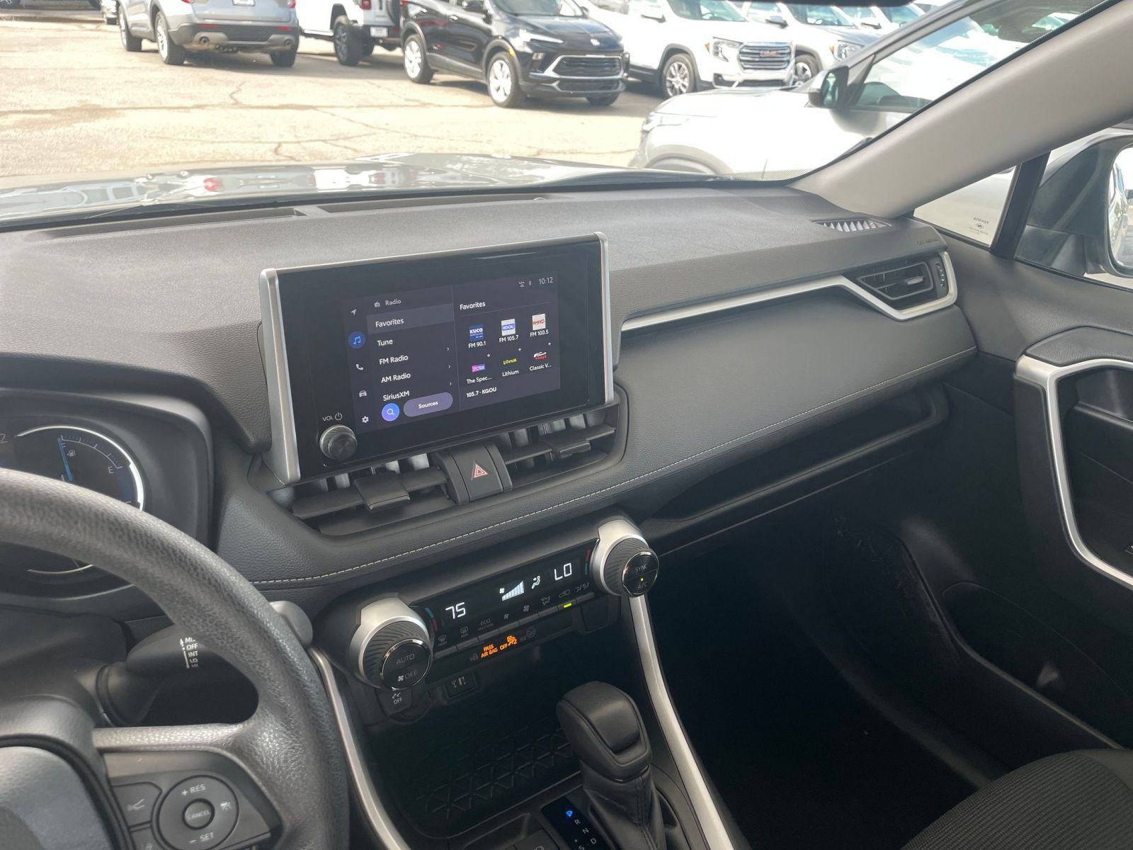 Thumbnail: 2025 Toyota RAV4 - 18