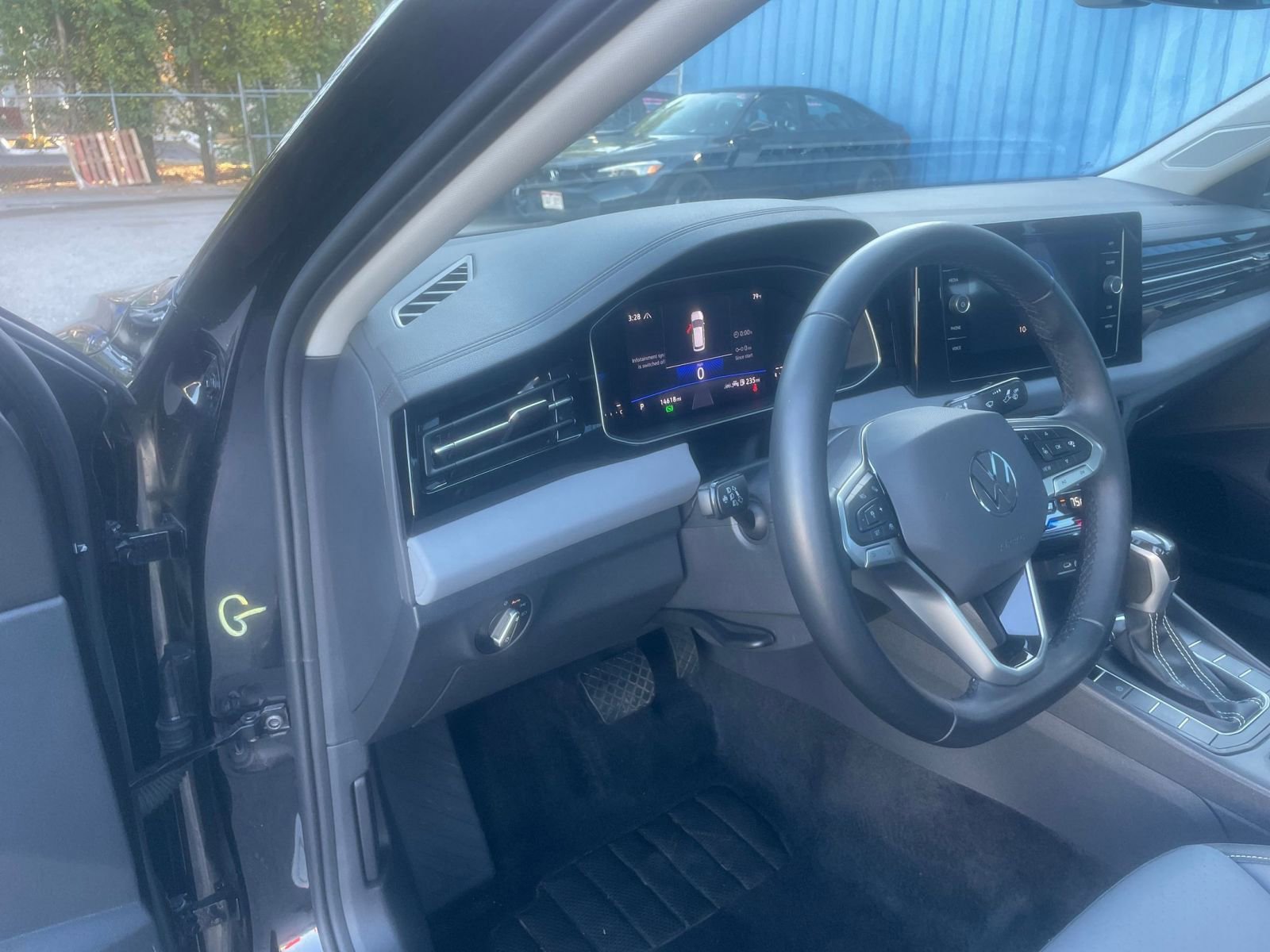 Thumbnail: 2025 Volkswagen Jetta - 34