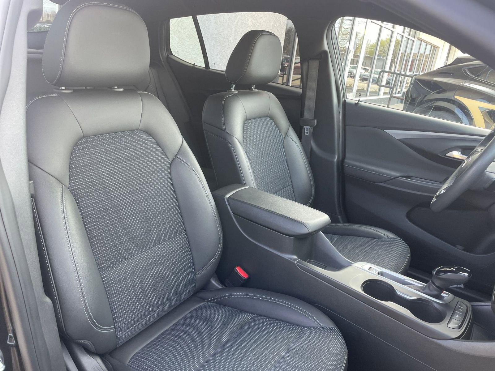 Thumbnail: 2025 Buick Envista - 35