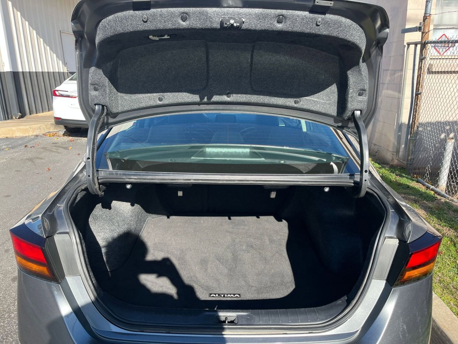 Thumbnail: 2025 Nissan Altima - 30