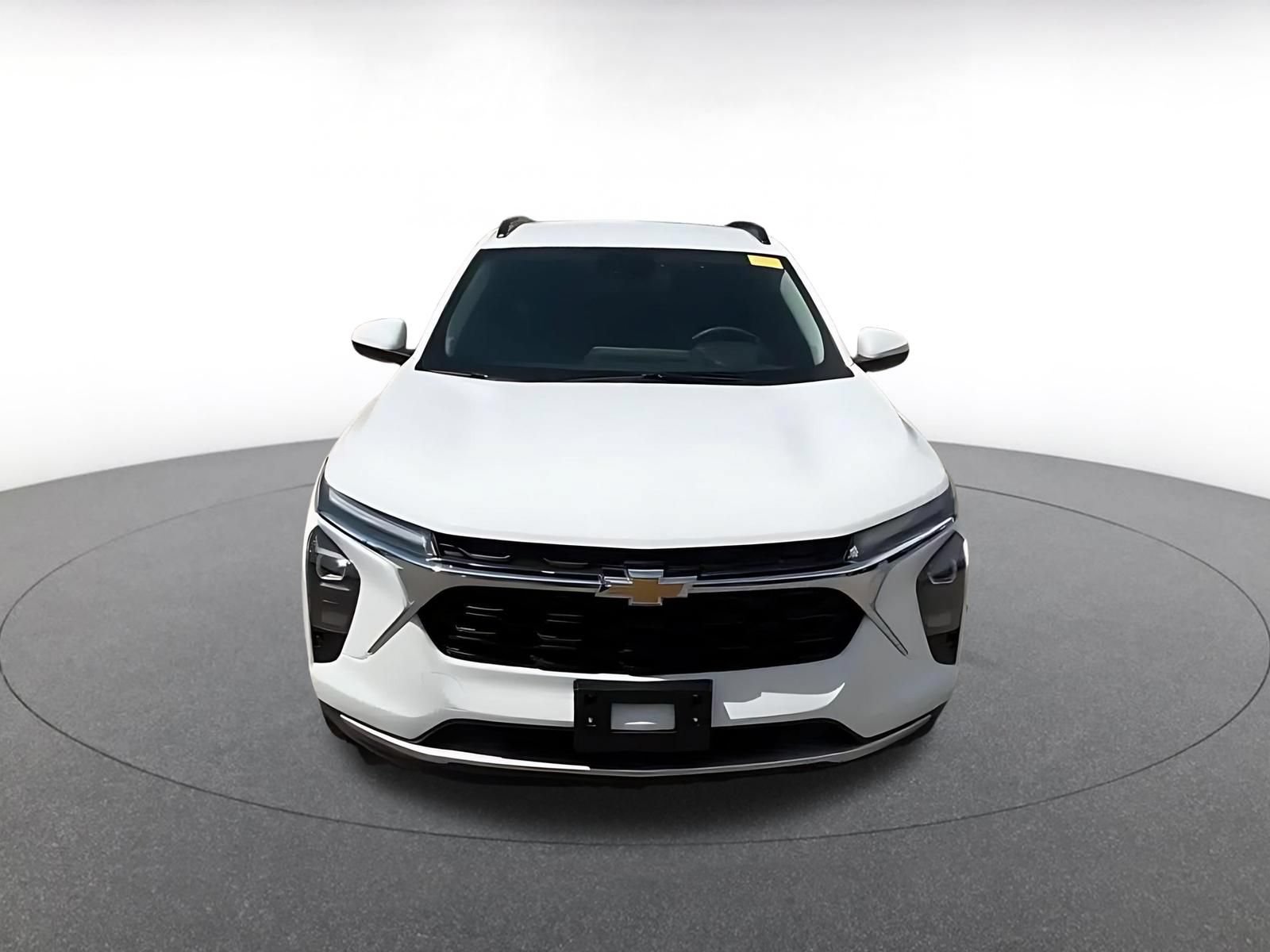 Thumbnail: 2025 Chevrolet Trax - 4