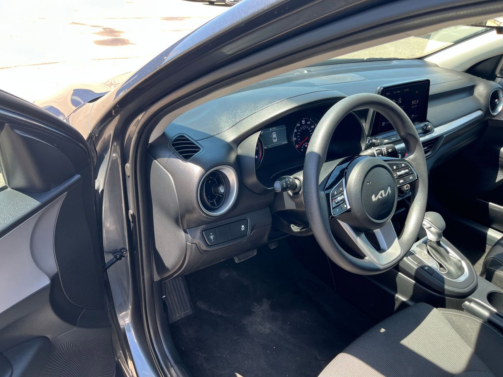 Thumbnail: 2024 Kia Forte - 35