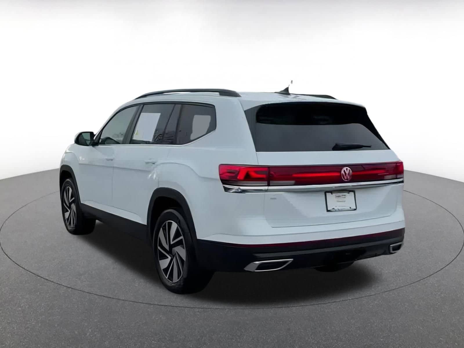 Thumbnail: 2025 Volkswagen Atlas - 10