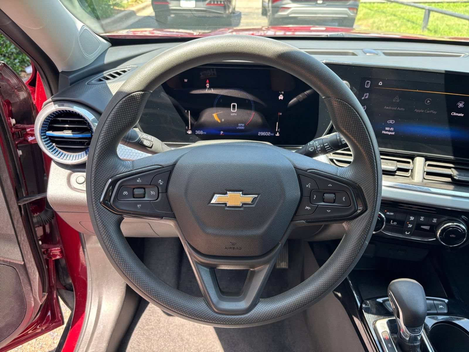 Thumbnail: 2025 Chevrolet Trax - 27