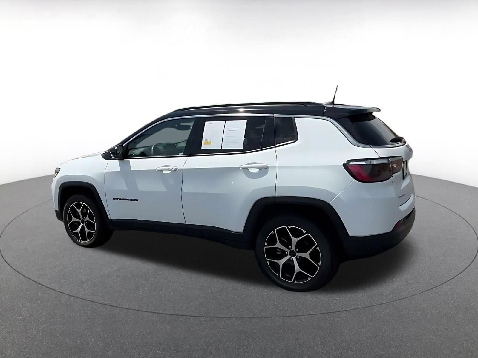 Thumbnail: 2025 Jeep Compass - 8