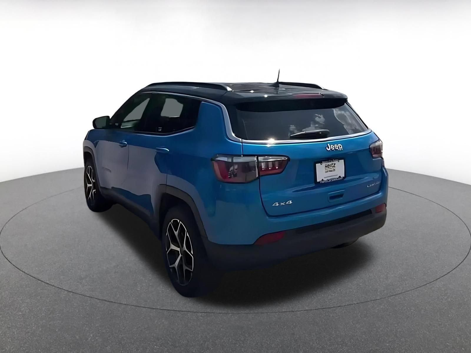 Thumbnail: 2025 Jeep Compass - 9