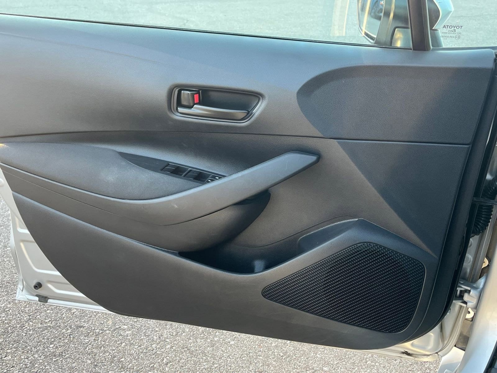 Thumbnail: 2025 Toyota Corolla - 20