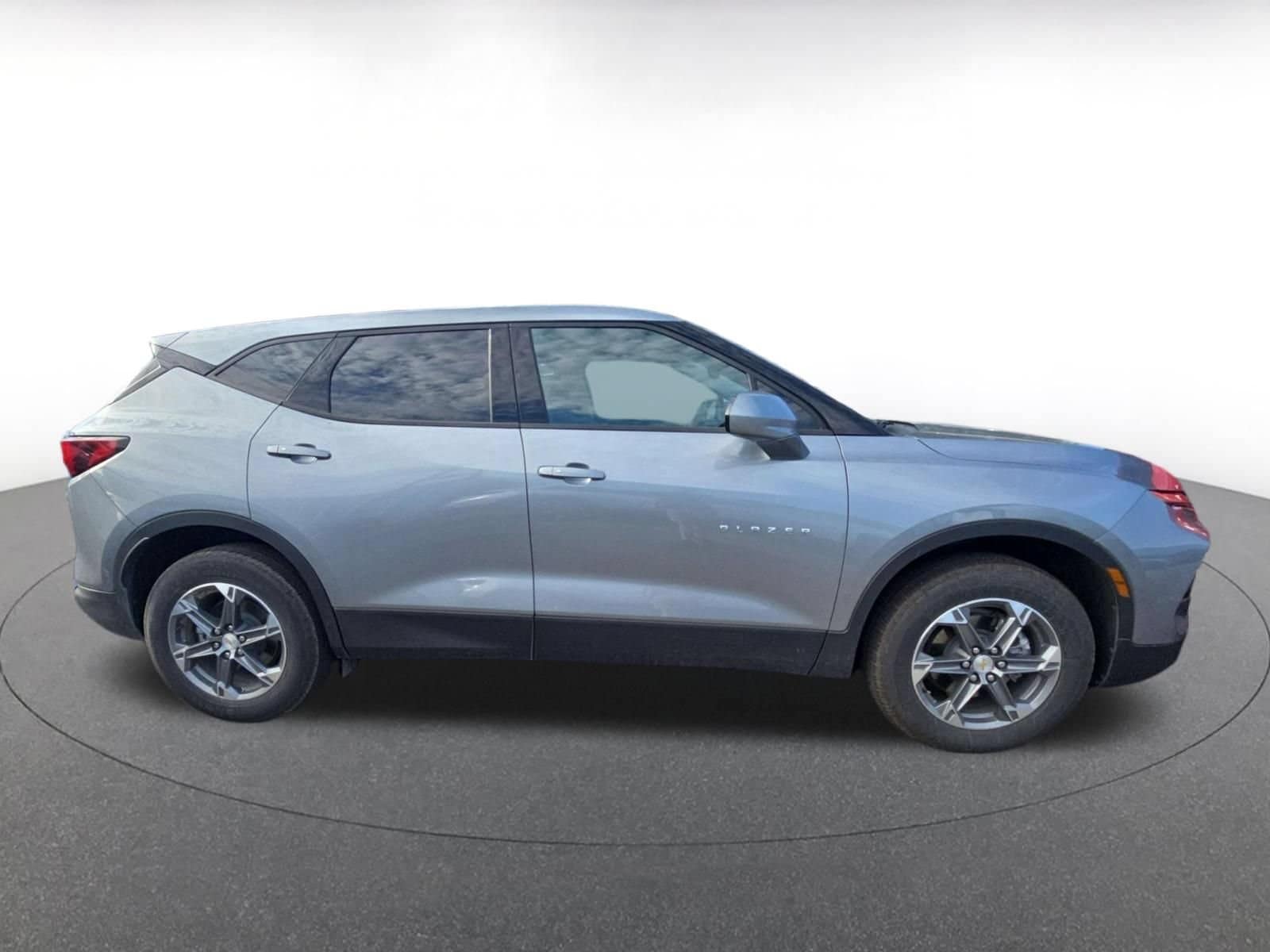 Thumbnail: 2025 Chevrolet Blazer - 5