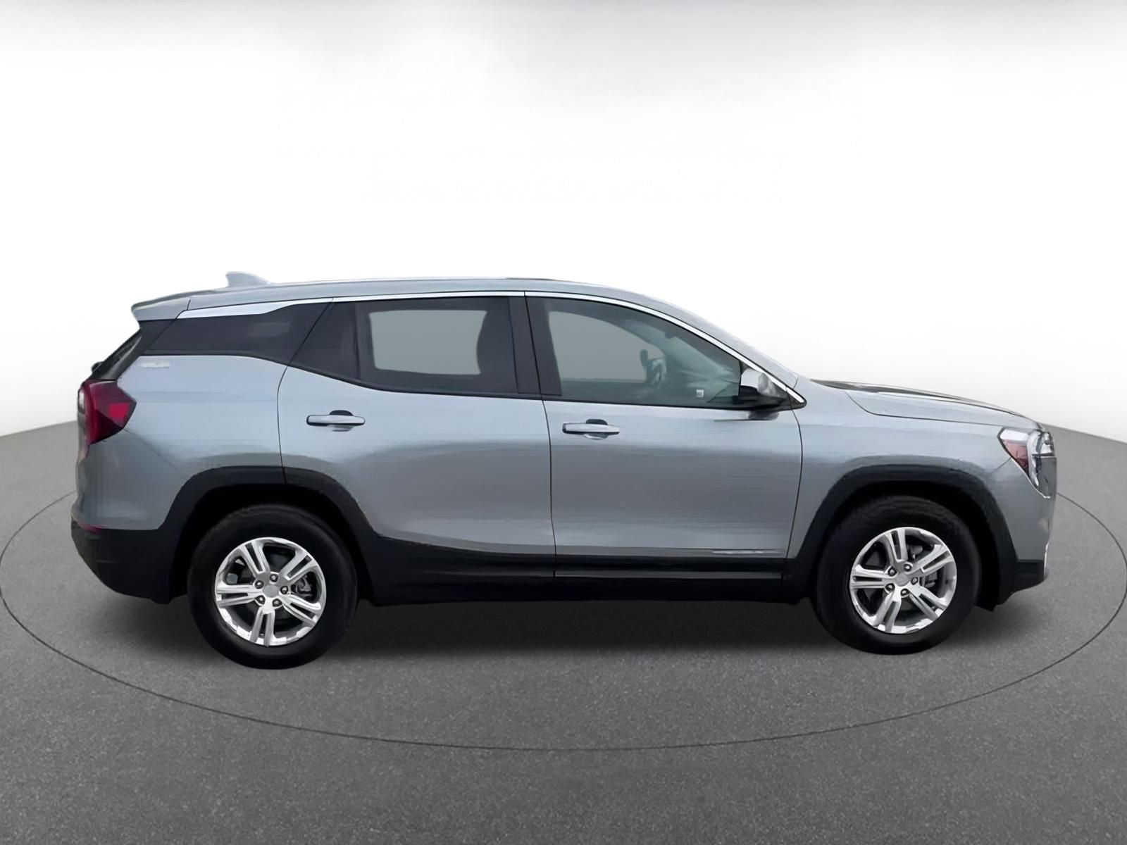 Thumbnail: 2024 GMC Terrain - 16