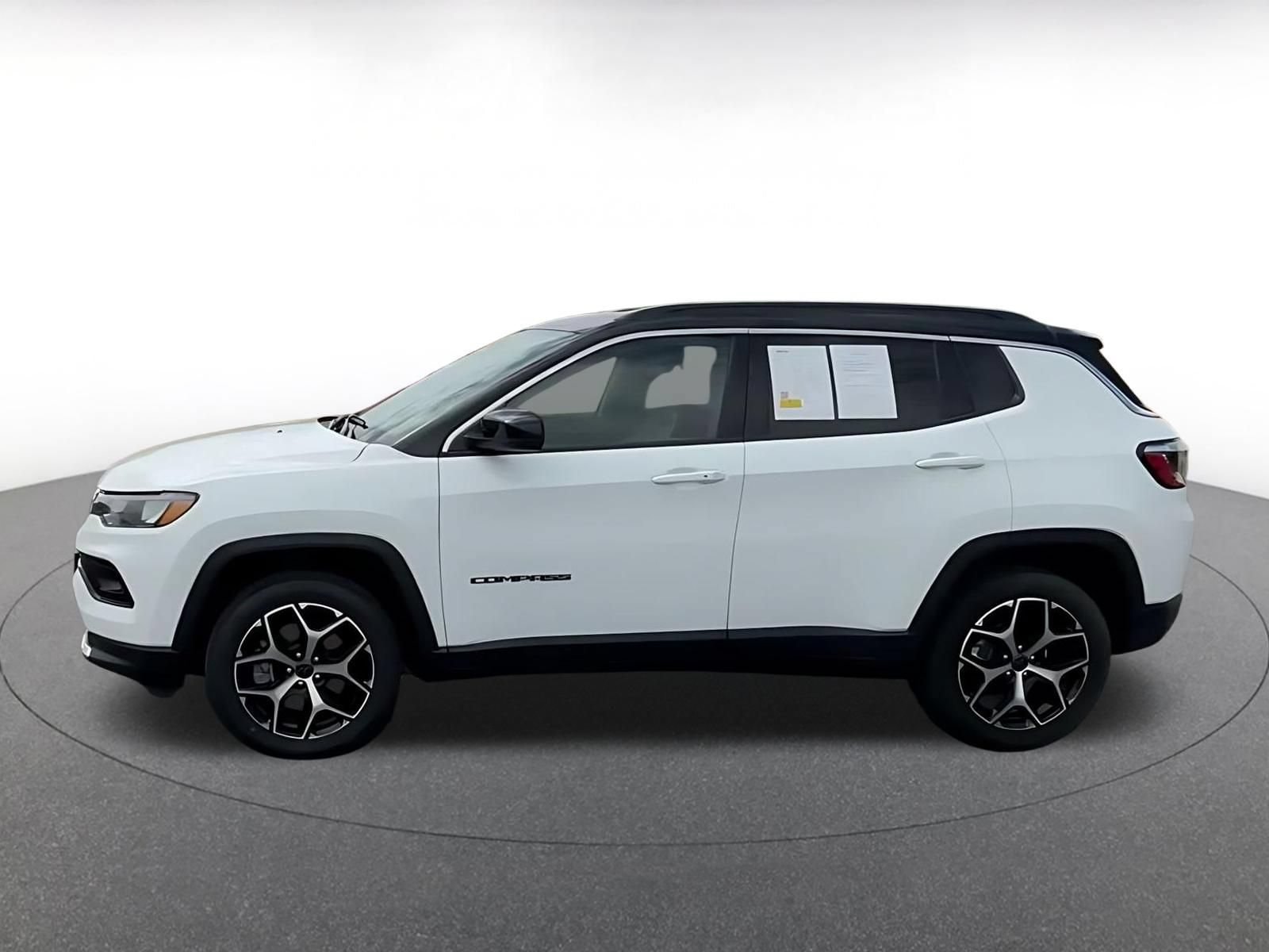 Thumbnail: 2025 Jeep Compass - 7