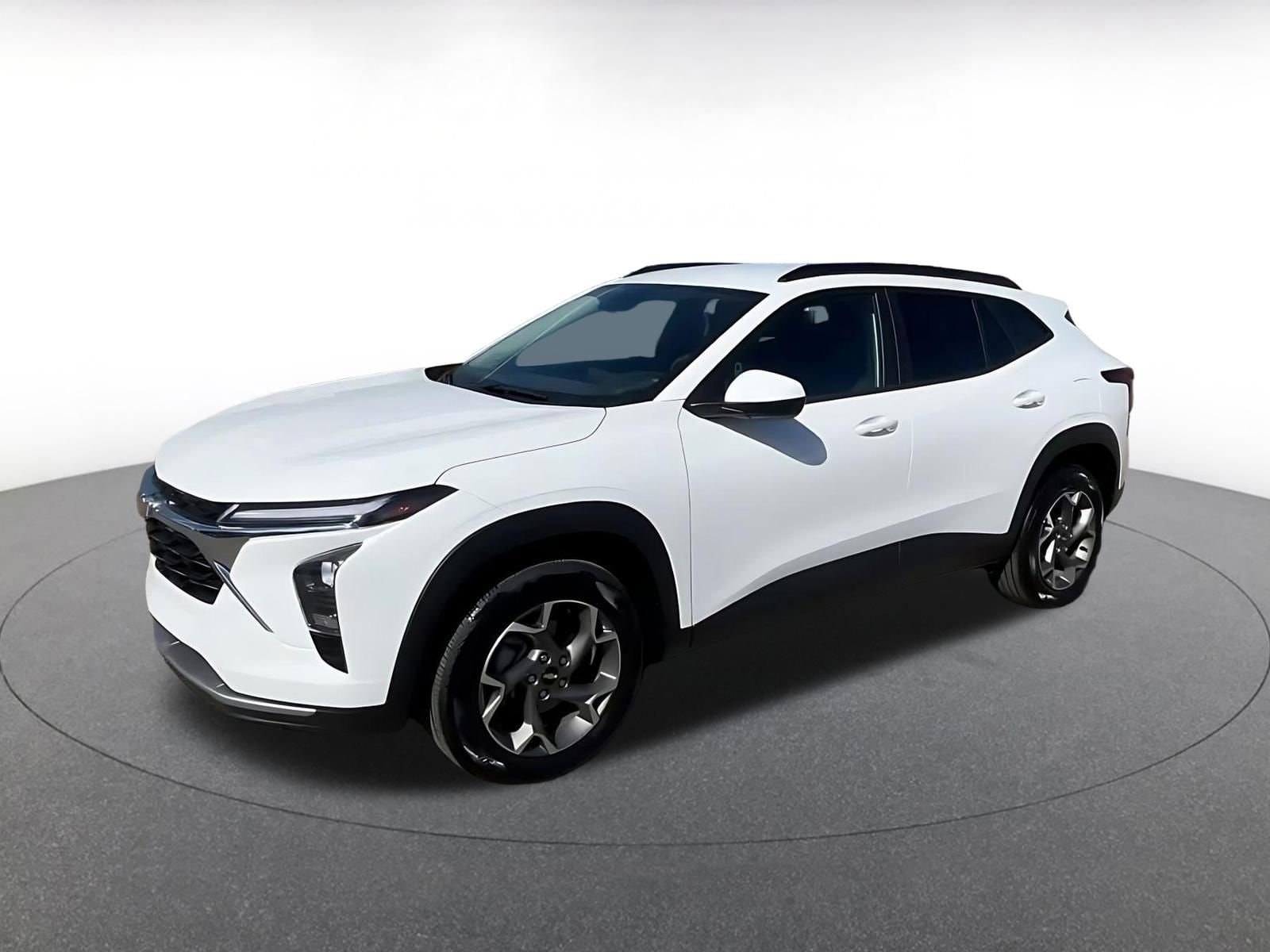 Thumbnail: 2025 Chevrolet Trax - 8