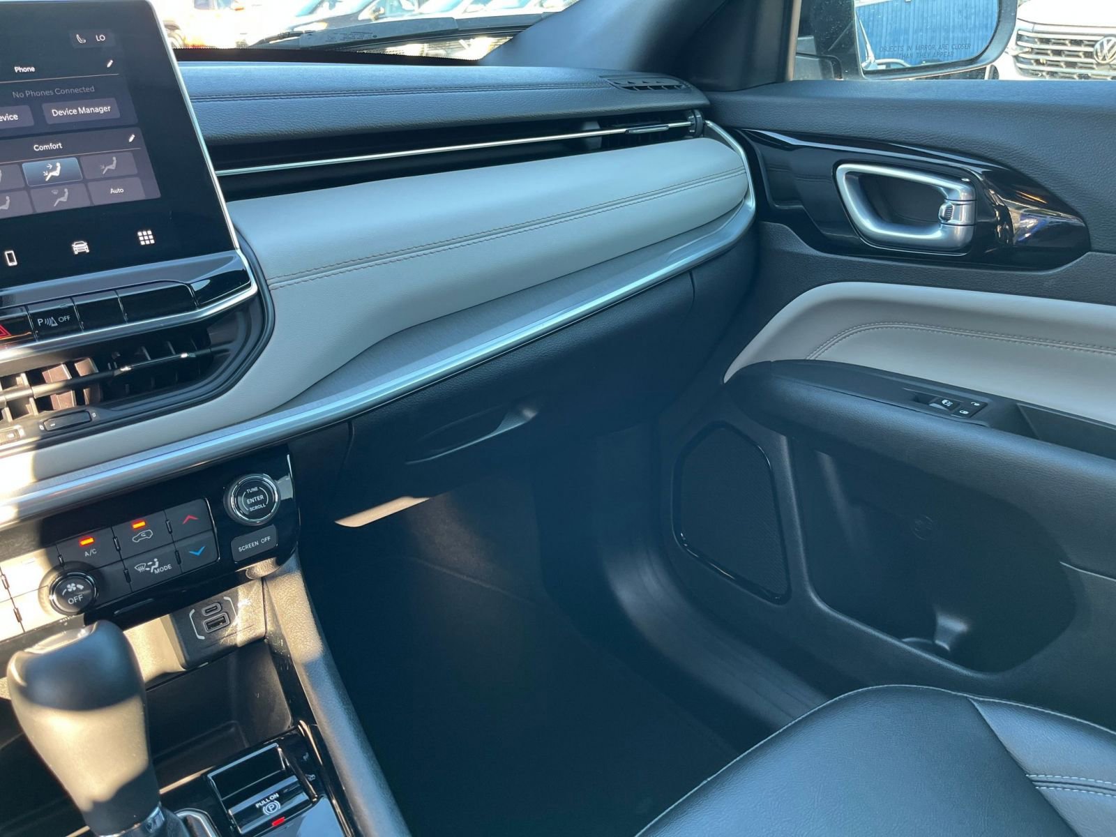 Thumbnail: 2025 Jeep Compass - 35