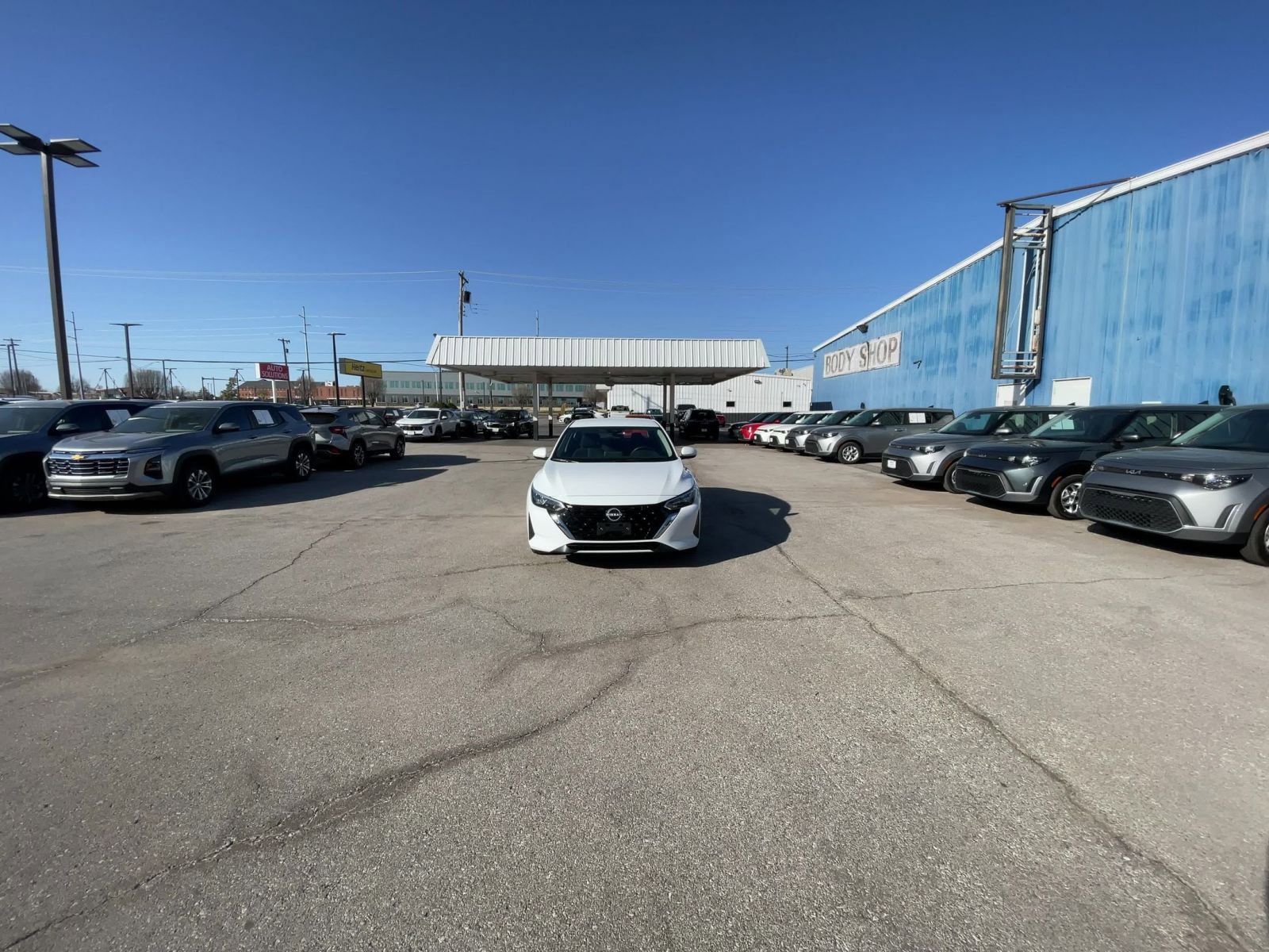 Thumbnail: 2025 Nissan Sentra - 15