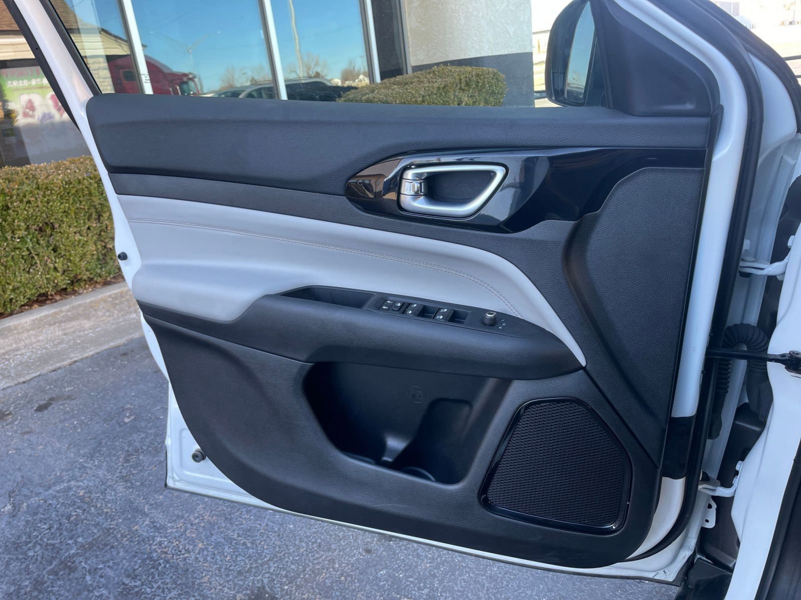 Thumbnail: 2025 Jeep Compass - 18