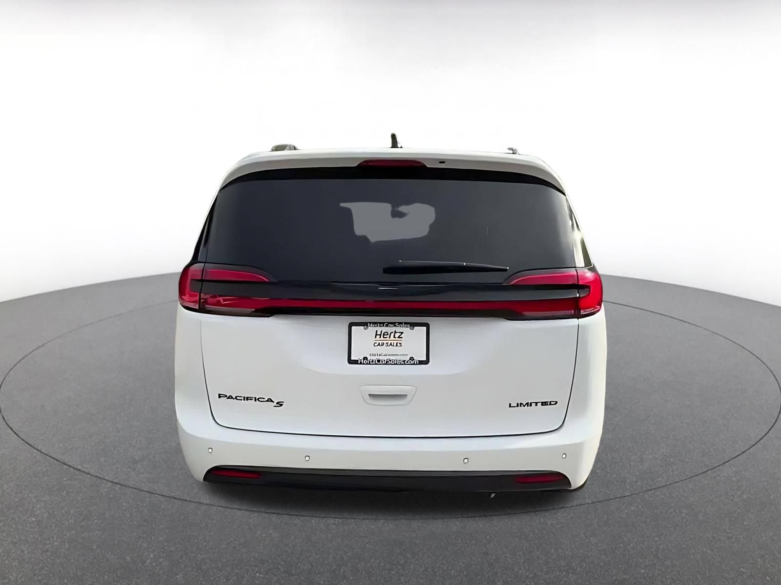 Thumbnail: 2025 Chrysler Pacifica - 12