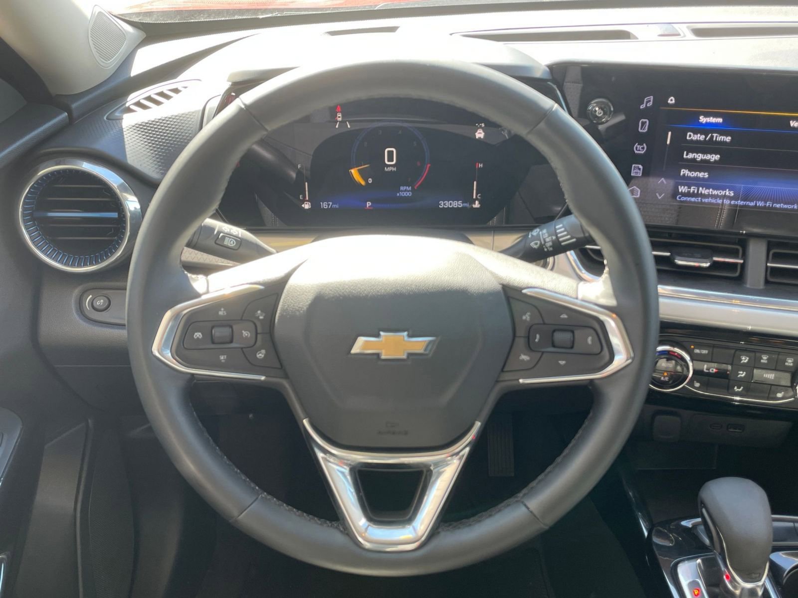 Thumbnail: 2025 Chevrolet Trax - 24