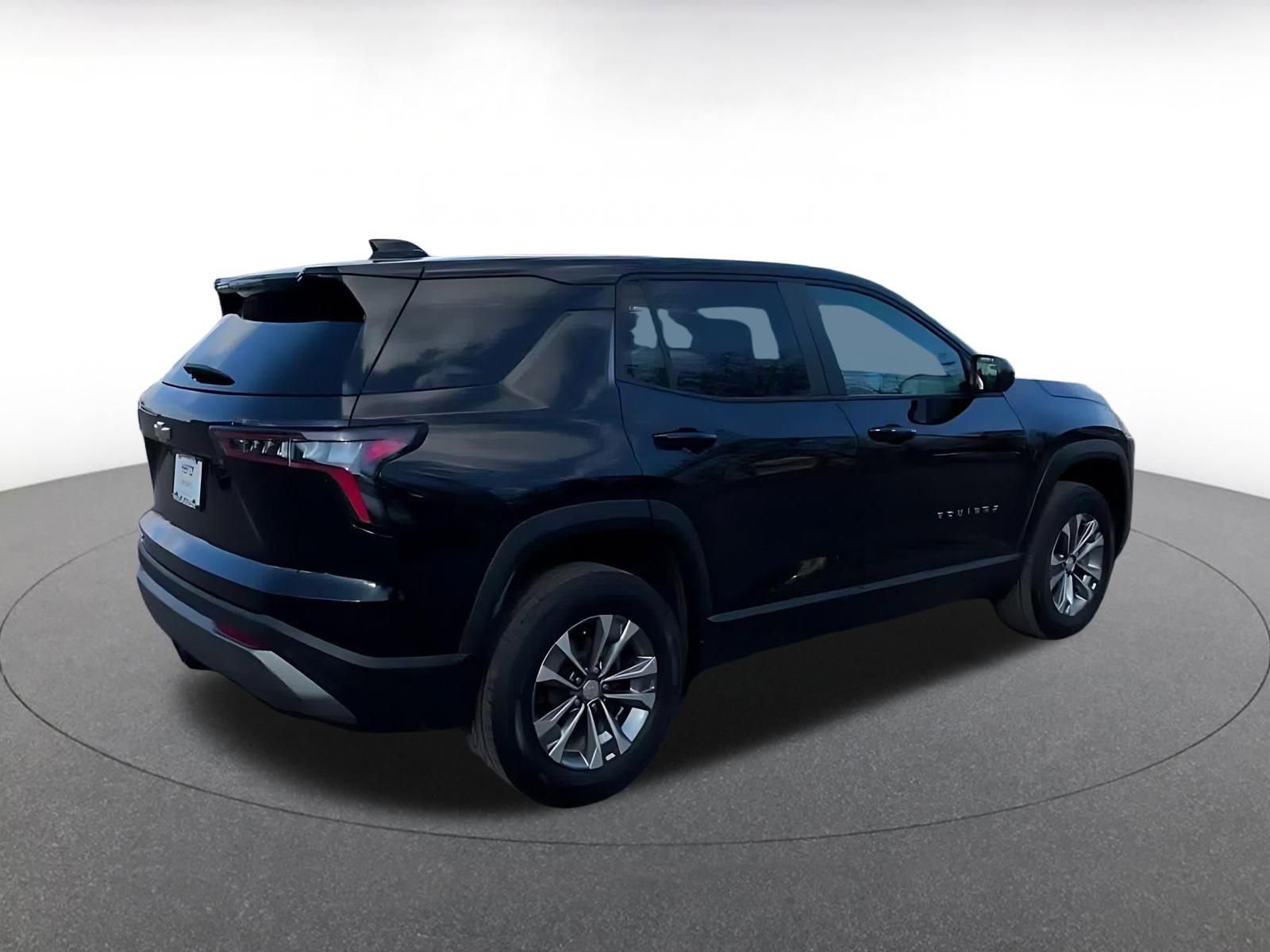 Thumbnail: 2025 Chevrolet Equinox - 12