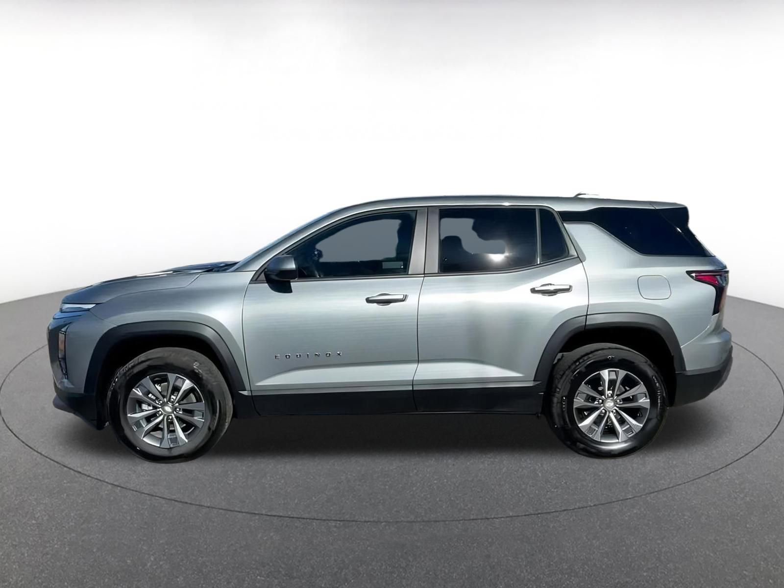 Thumbnail: 2025 Chevrolet Equinox - 9