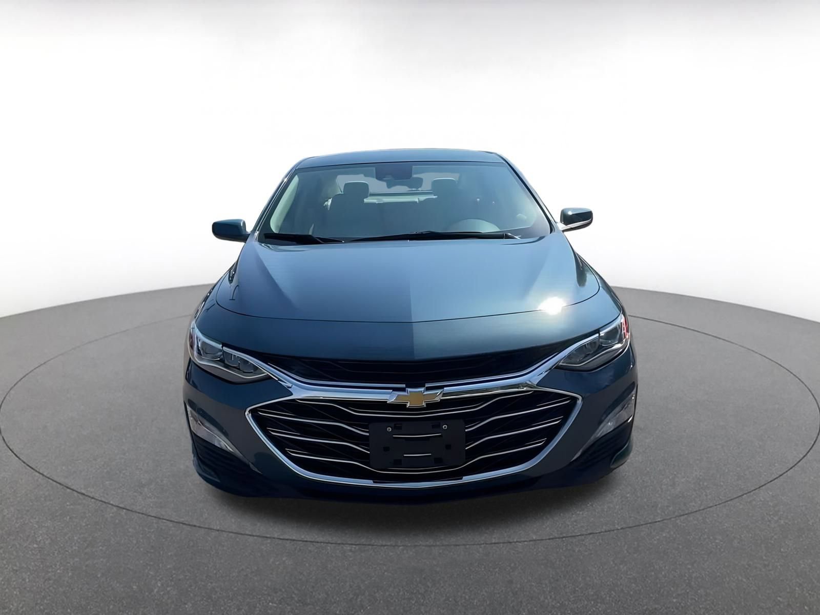 Thumbnail: 2024 Chevrolet Malibu - 4