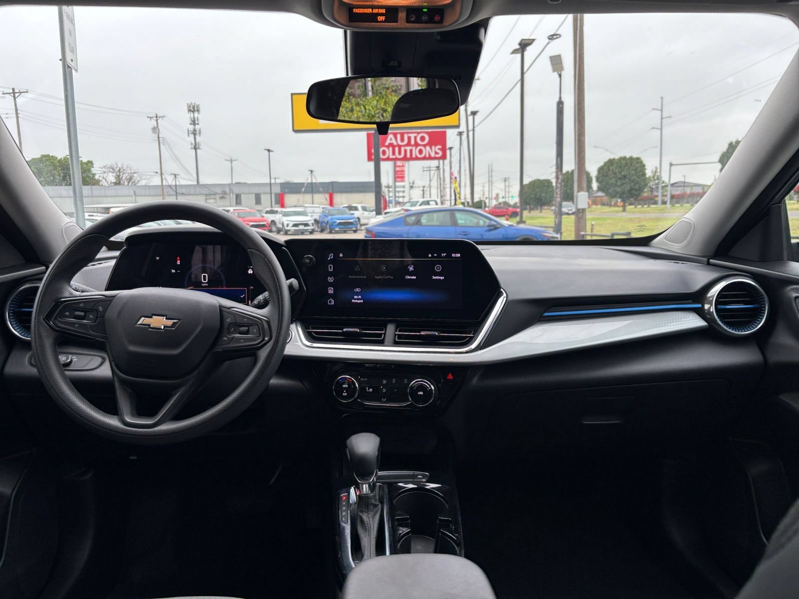 Thumbnail: 2025 Chevrolet Trax - 32