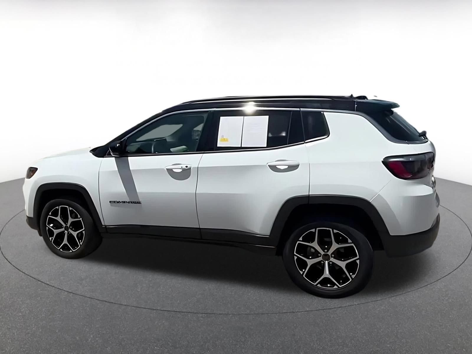 Thumbnail: 2025 Jeep Compass - 8