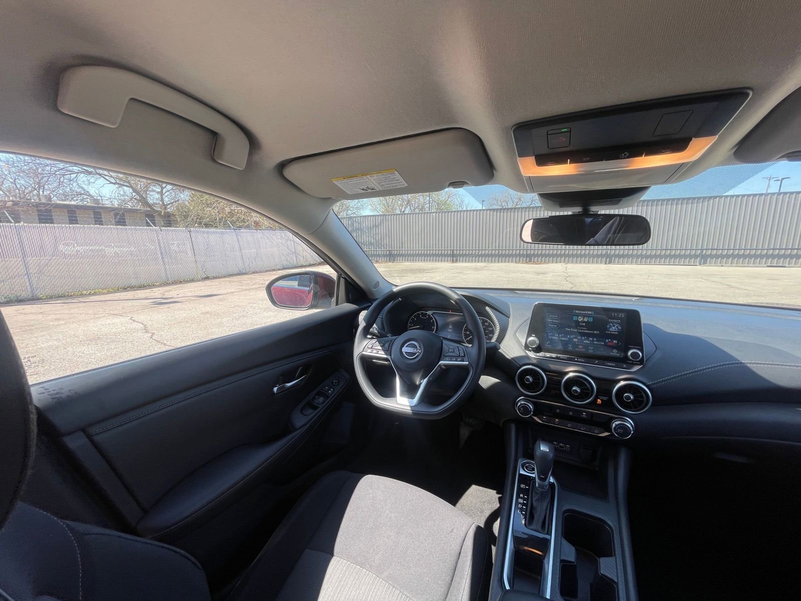 Thumbnail: 2025 Nissan Sentra - 33