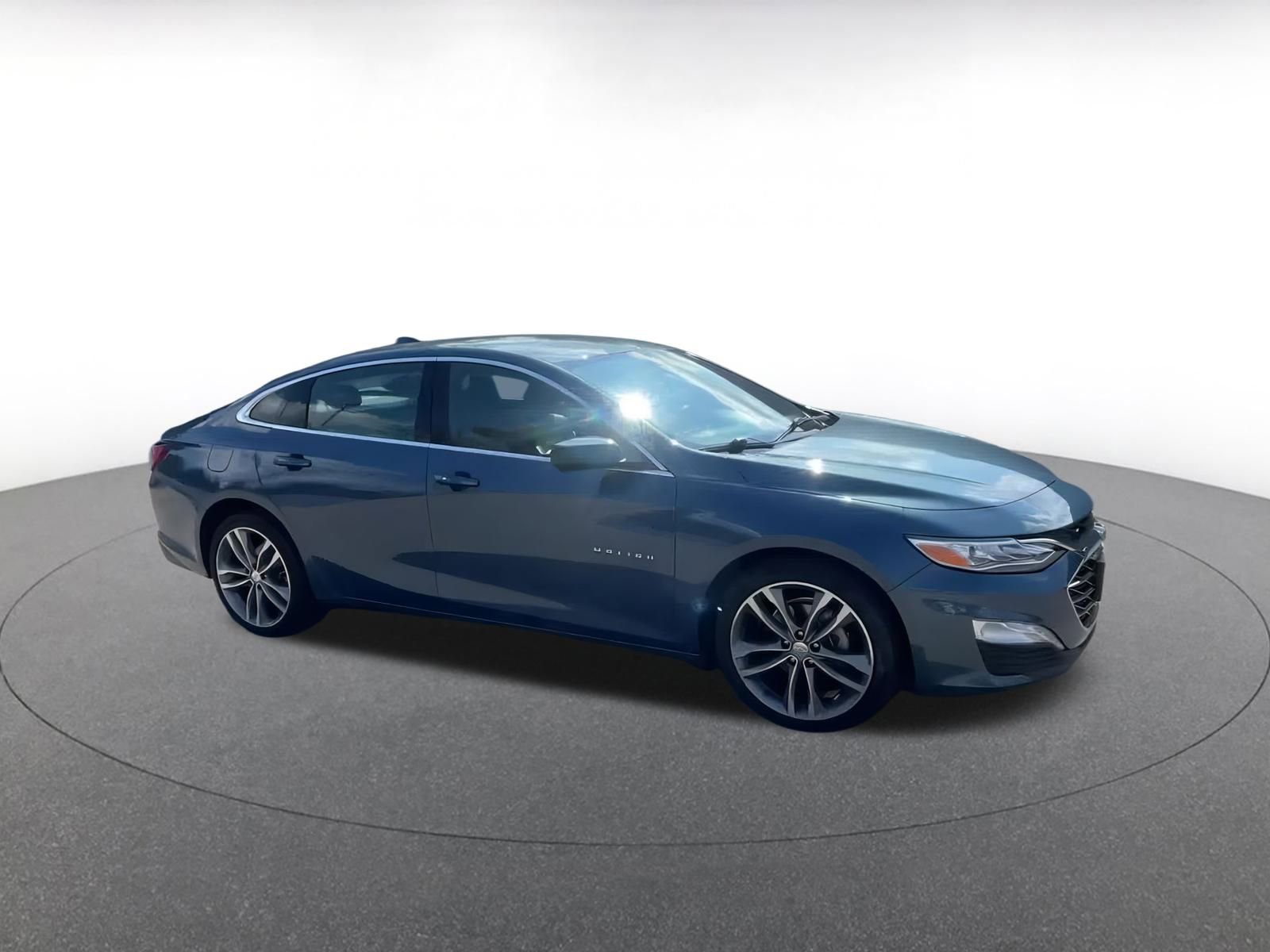 Thumbnail: 2024 Chevrolet Malibu - 2