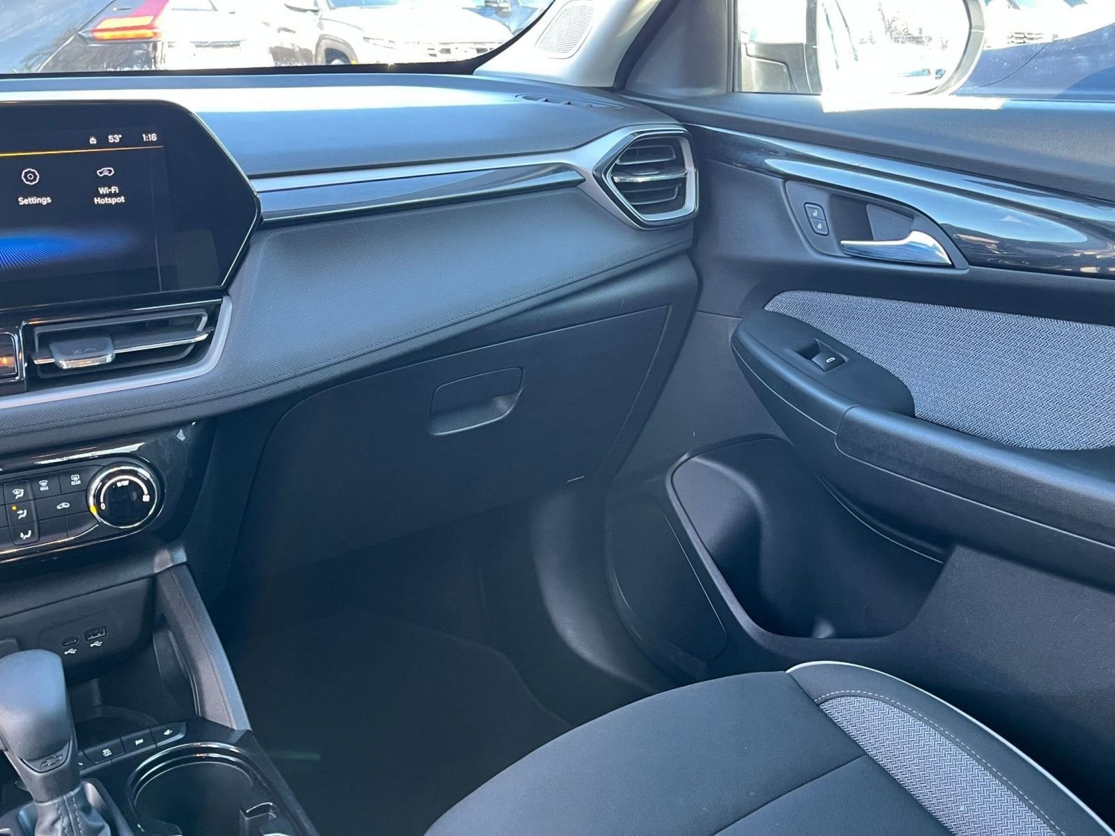 Thumbnail: 2025 Chevrolet TrailBlazer - 33