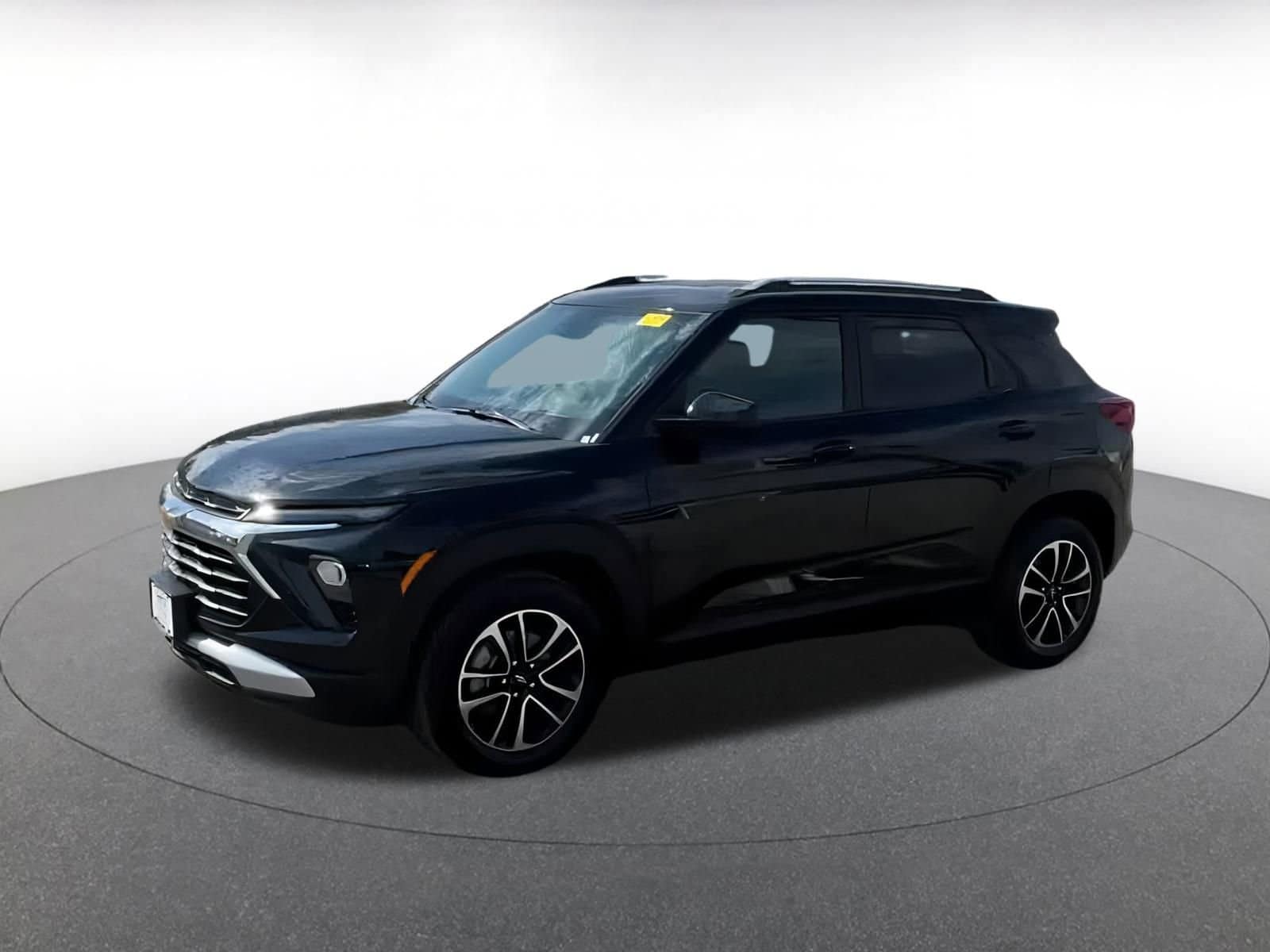 Thumbnail: 2025 Chevrolet TrailBlazer - 8