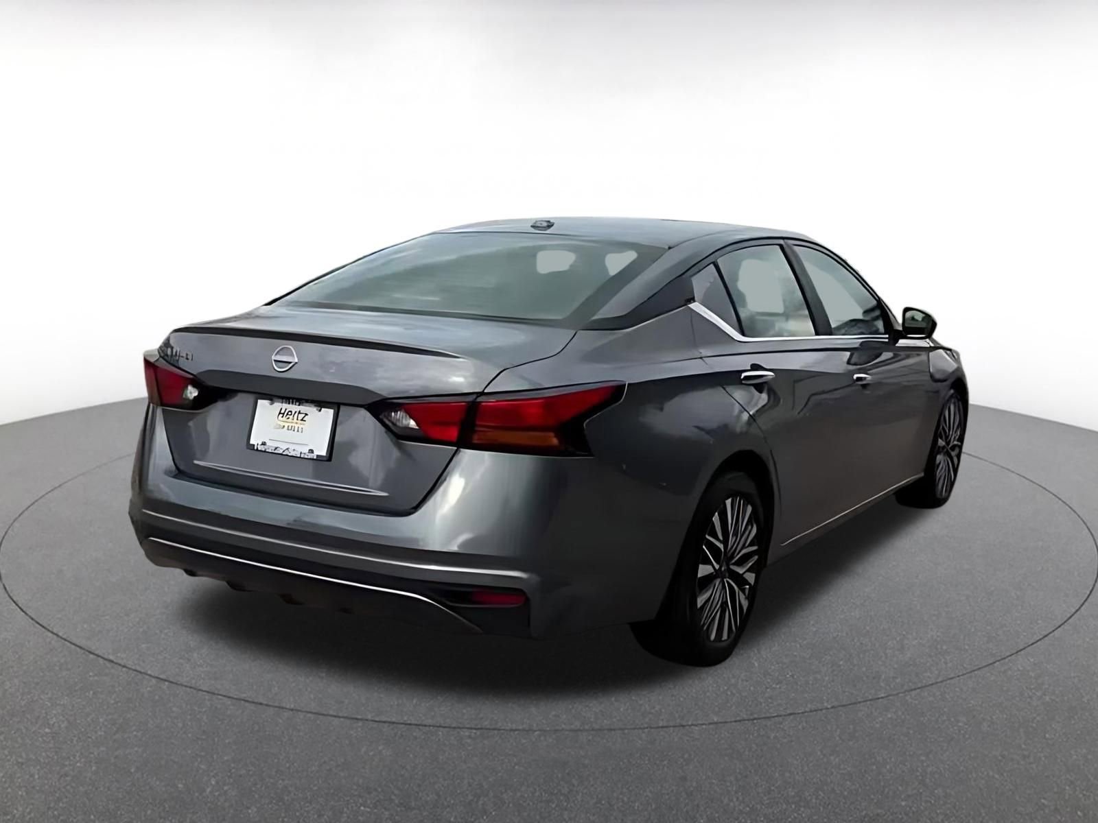 Thumbnail: 2025 Nissan Altima - 15