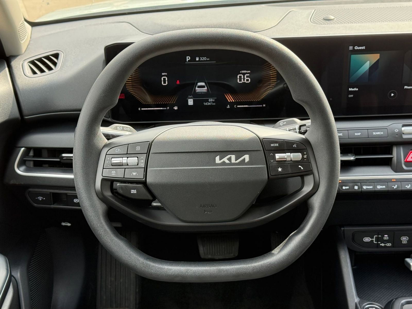 Thumbnail: 2025 Kia K4 - 28