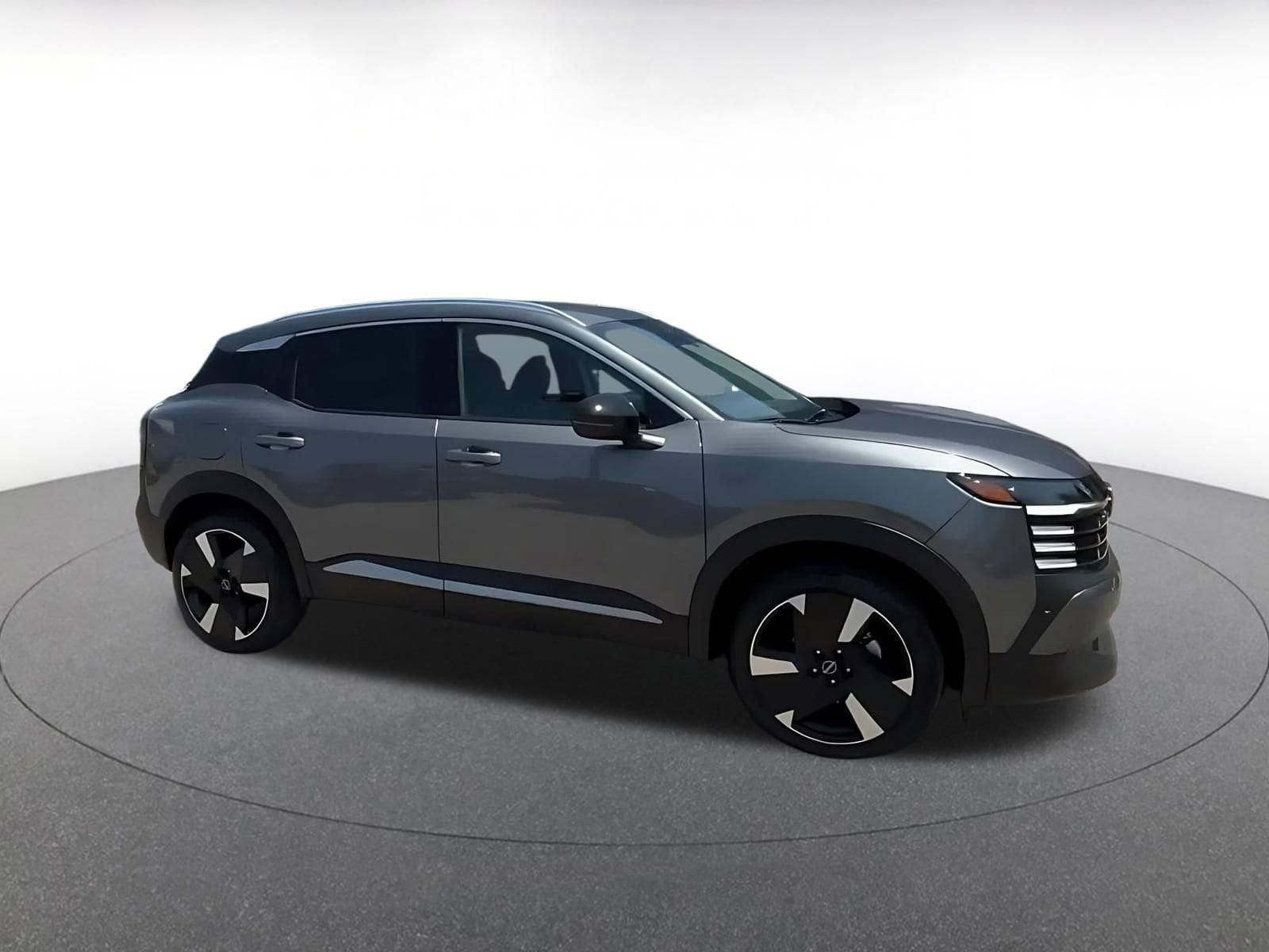 Thumbnail: 2026 Nissan Kicks - 2