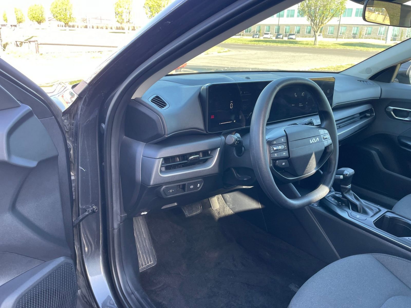 Thumbnail: 2025 Kia K4 - 33