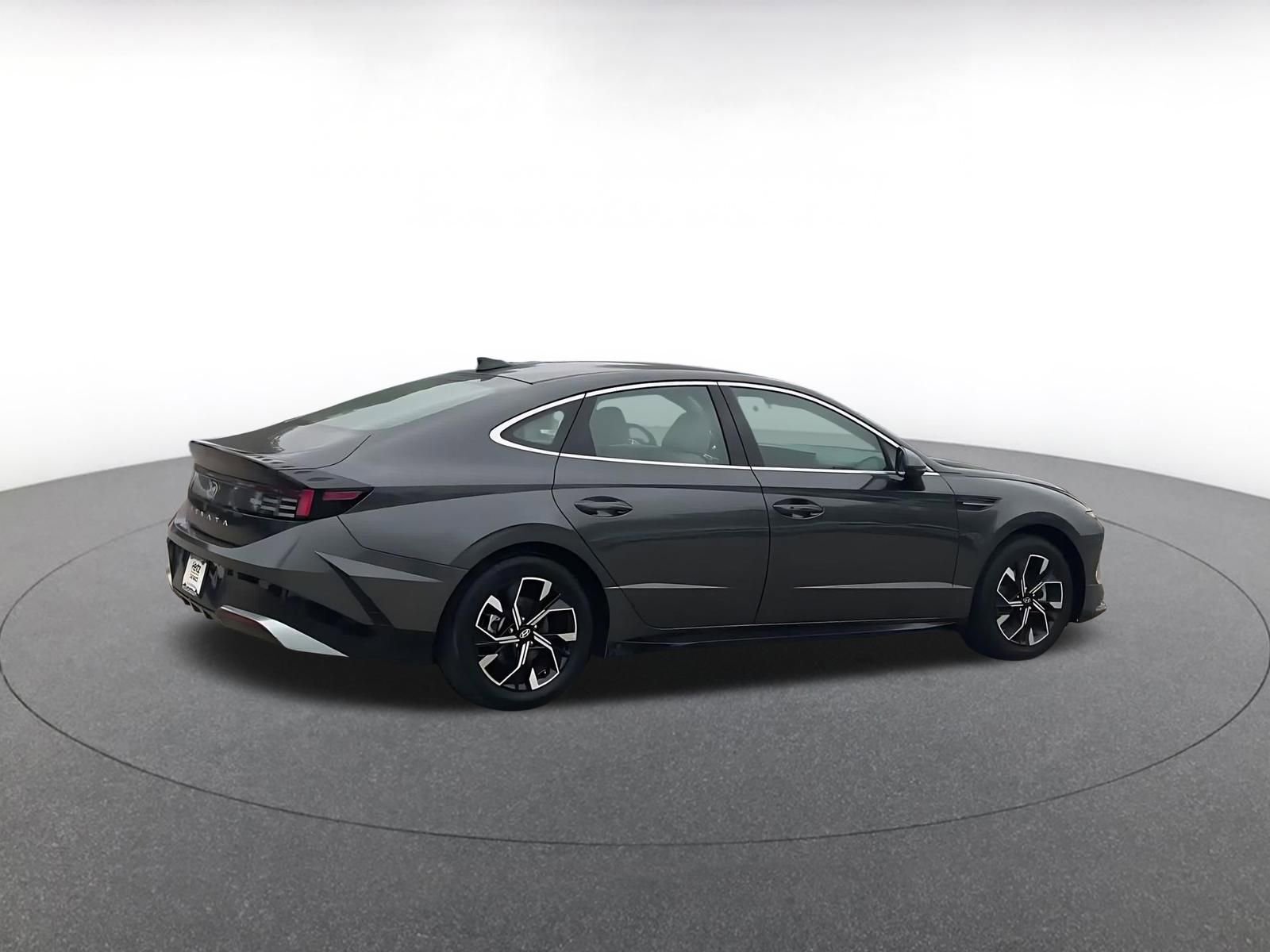 Thumbnail: 2025 Hyundai Sonata - 15