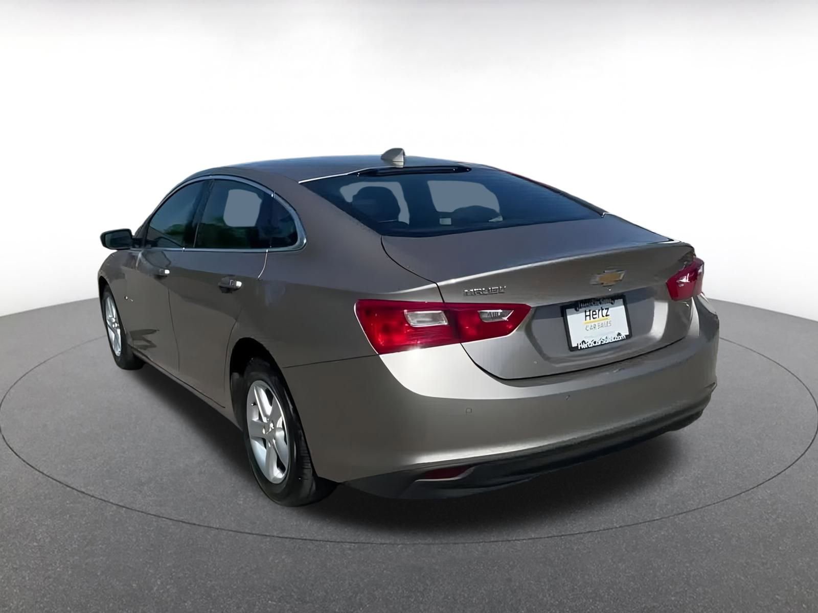 Thumbnail: 2024 Chevrolet Malibu - 11