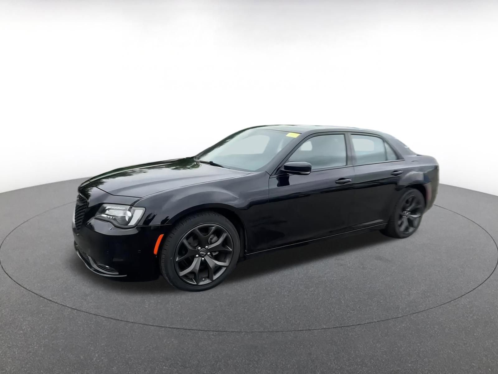 Thumbnail: 2022 Chrysler 300 - 7