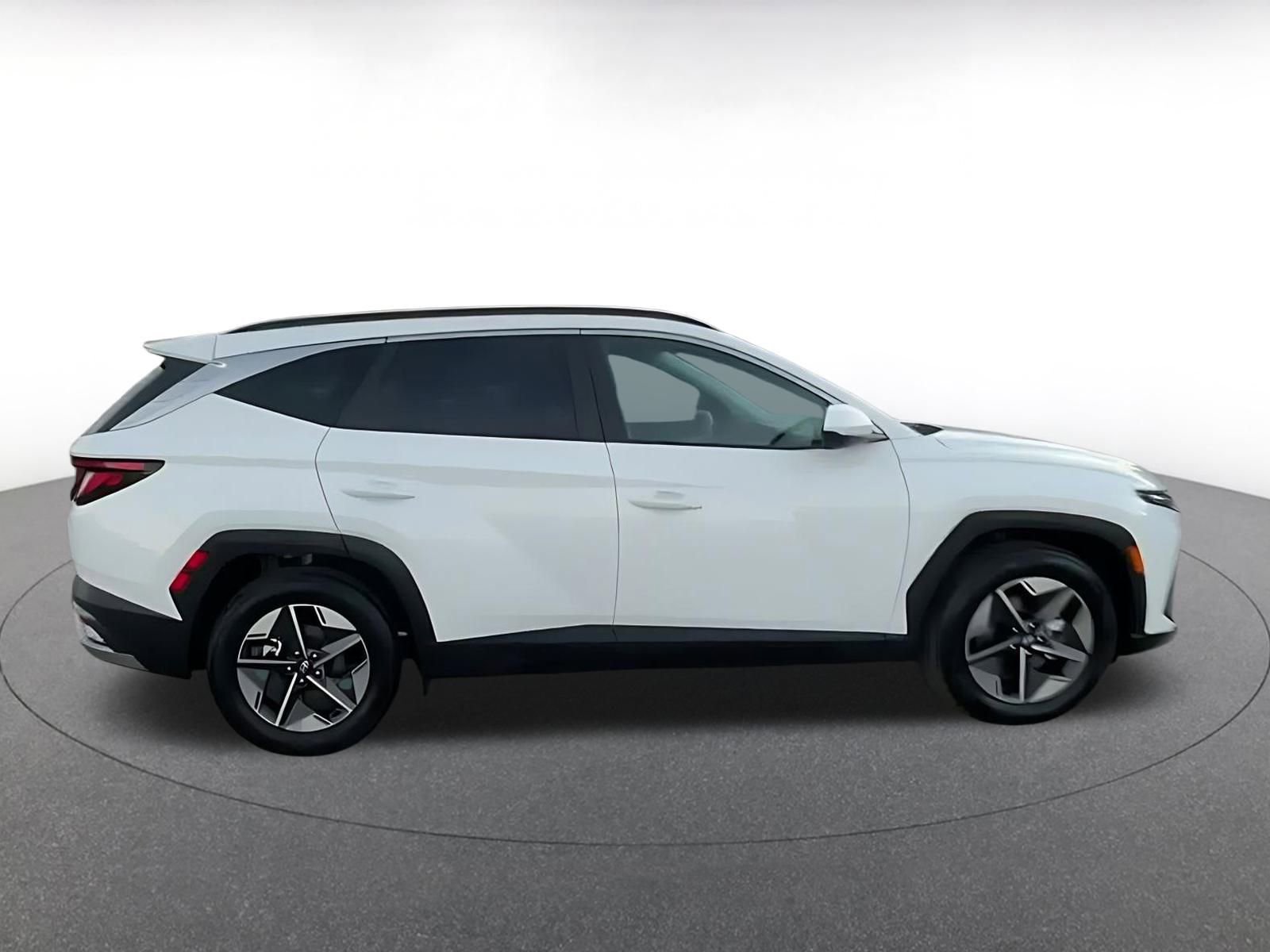 Thumbnail: 2025 Hyundai Tucson - 16