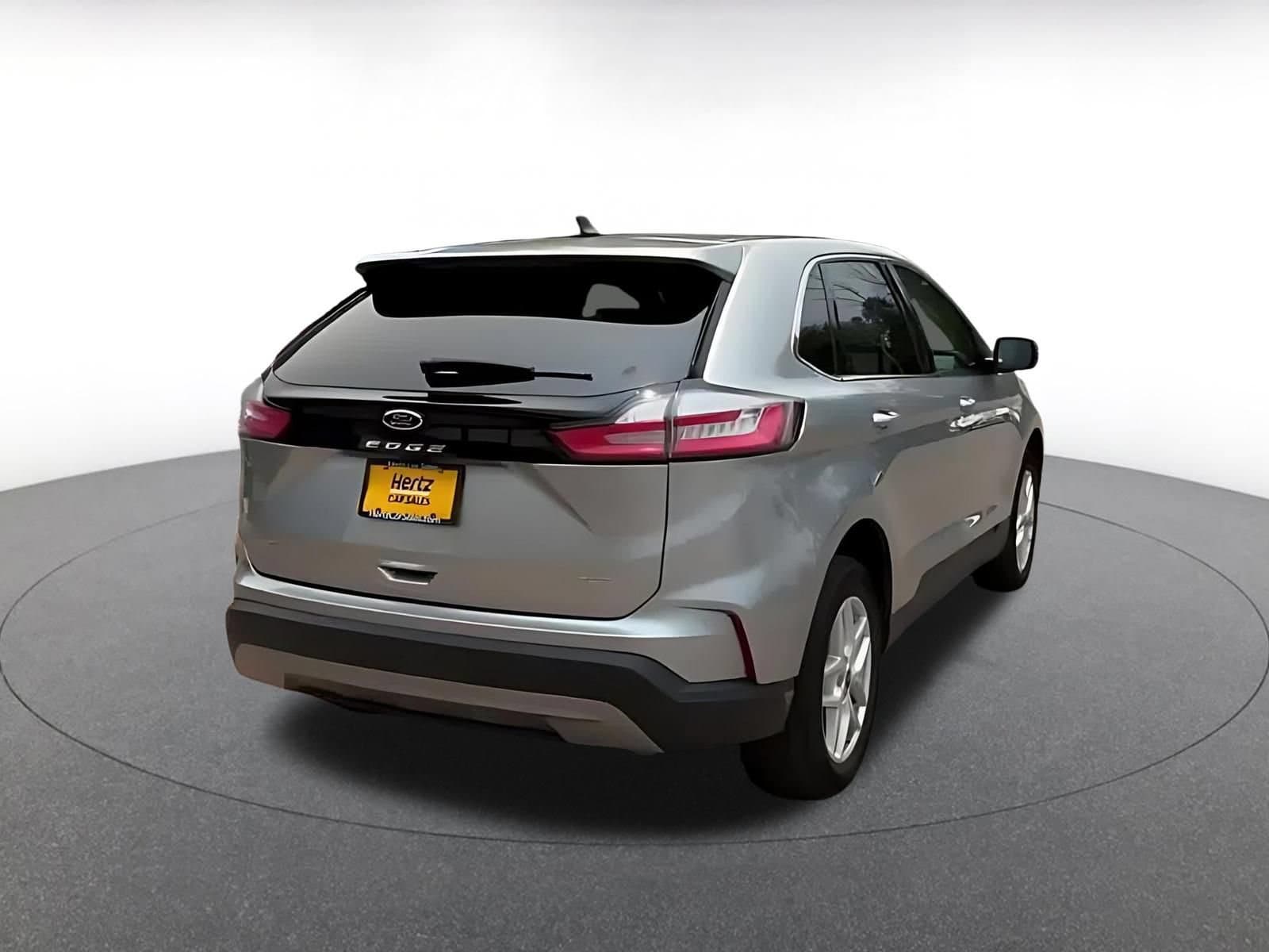 Thumbnail: 2024 Ford Edge - 15