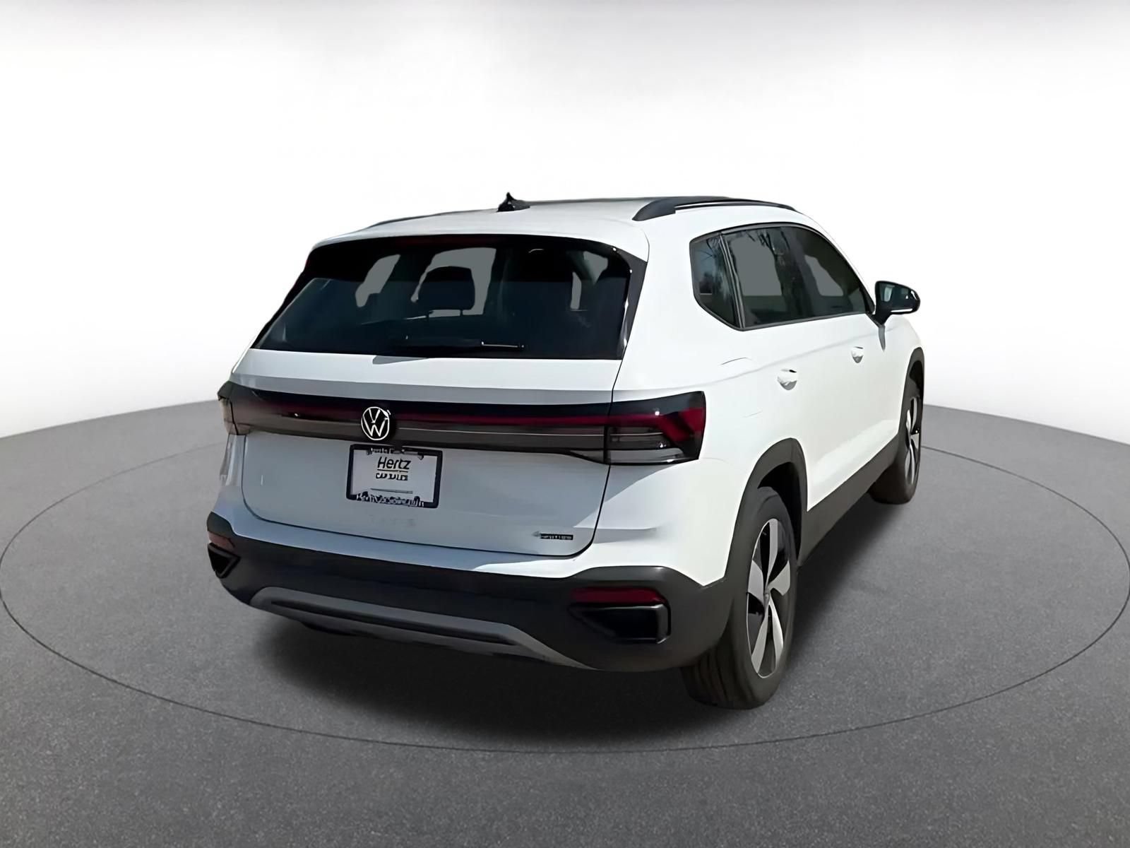 Thumbnail: 2026 Volkswagen Taos - 14