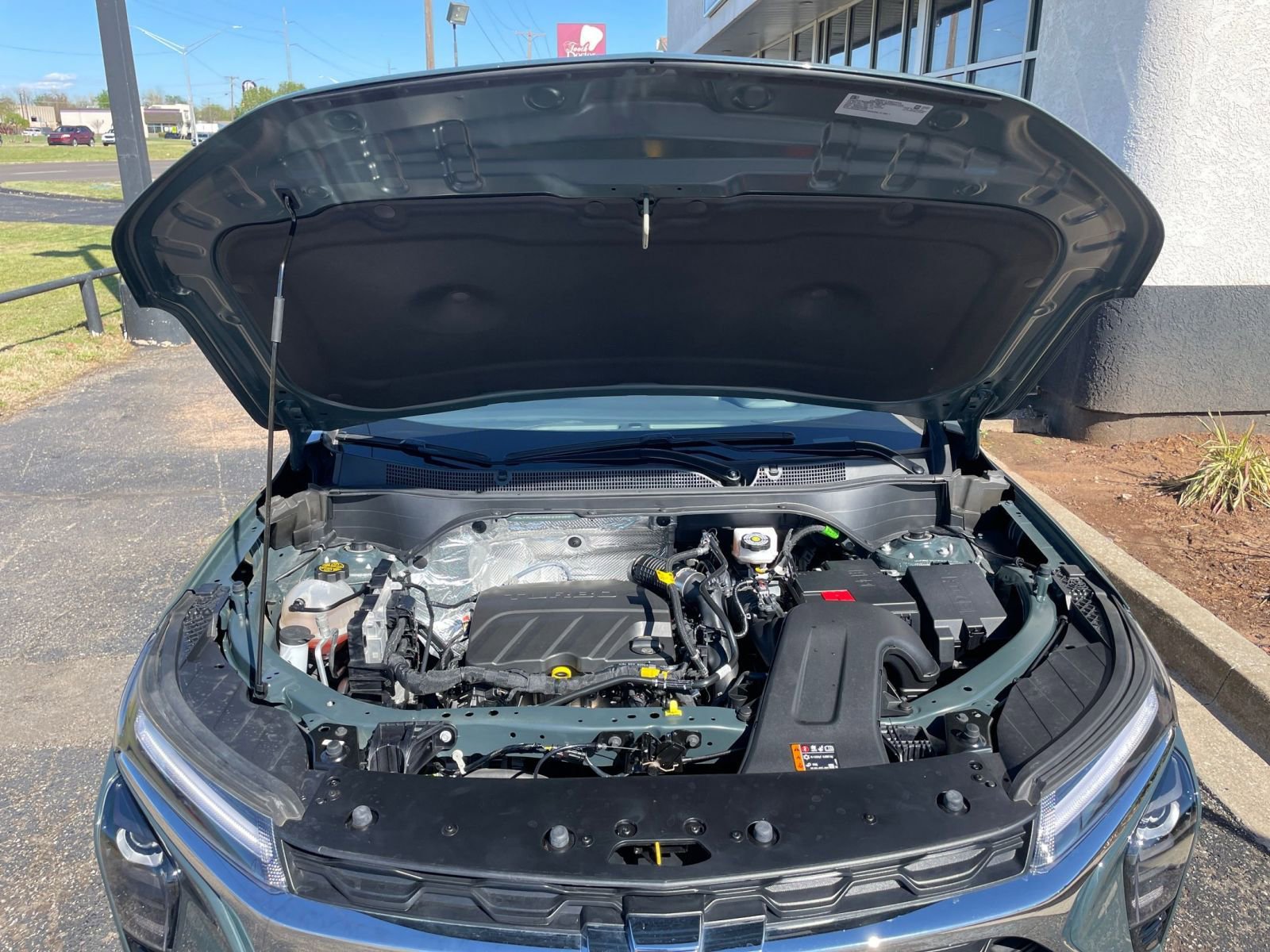 Thumbnail: 2025 Chevrolet Trax - 31