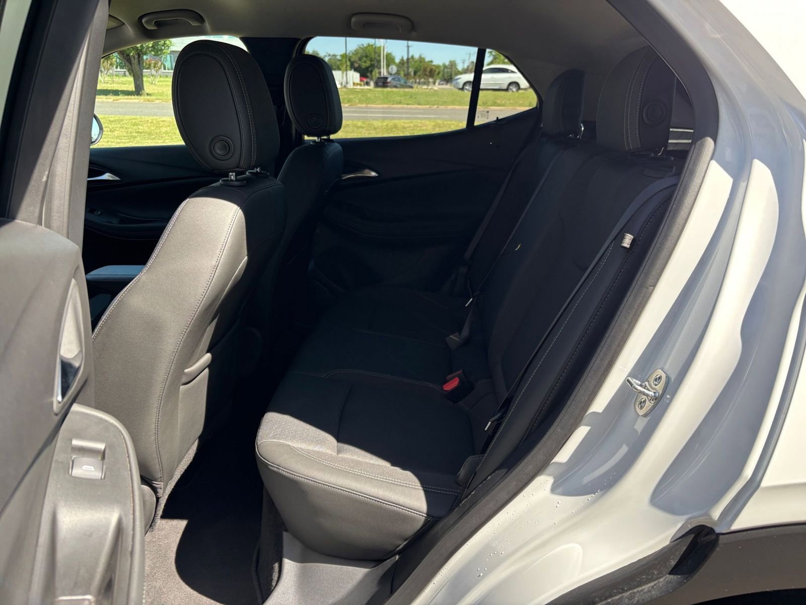 Thumbnail: 2025 Buick Encore GX - 24