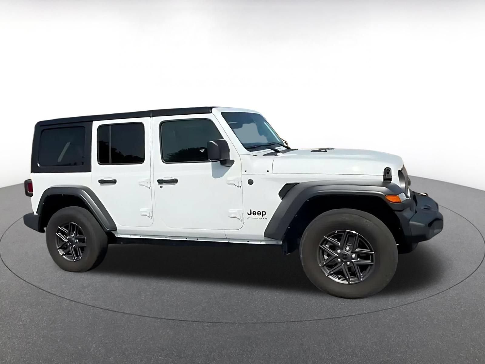Thumbnail: 2025 Jeep Wrangler - 7