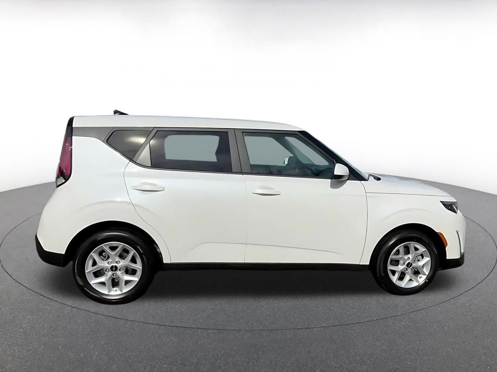 Thumbnail: 2025 Kia Soul - 14