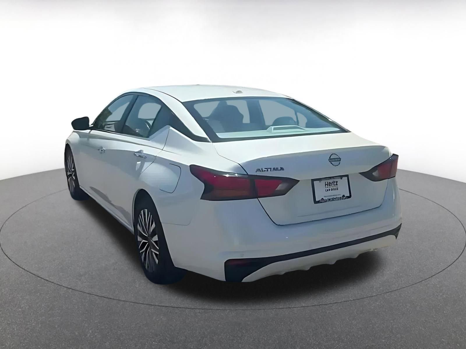 Thumbnail: 2025 Nissan Altima - 11