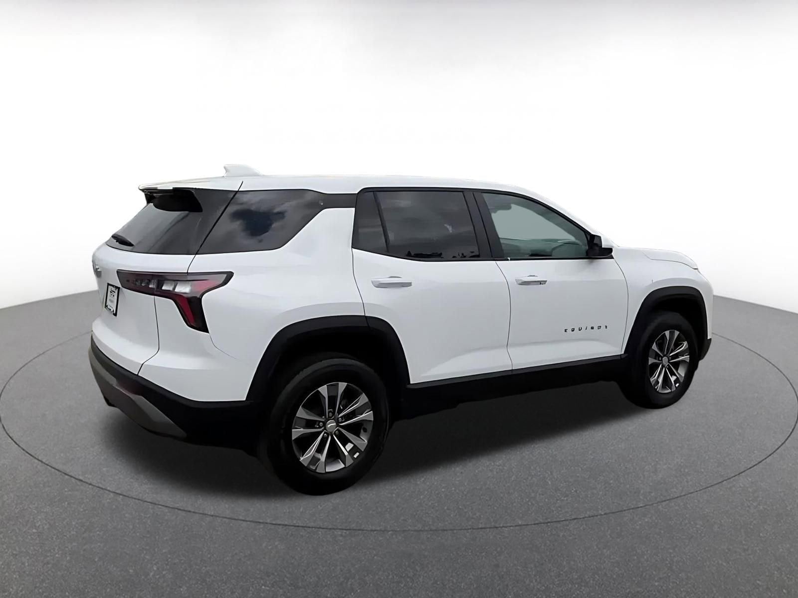 Thumbnail: 2025 Chevrolet Equinox - 14