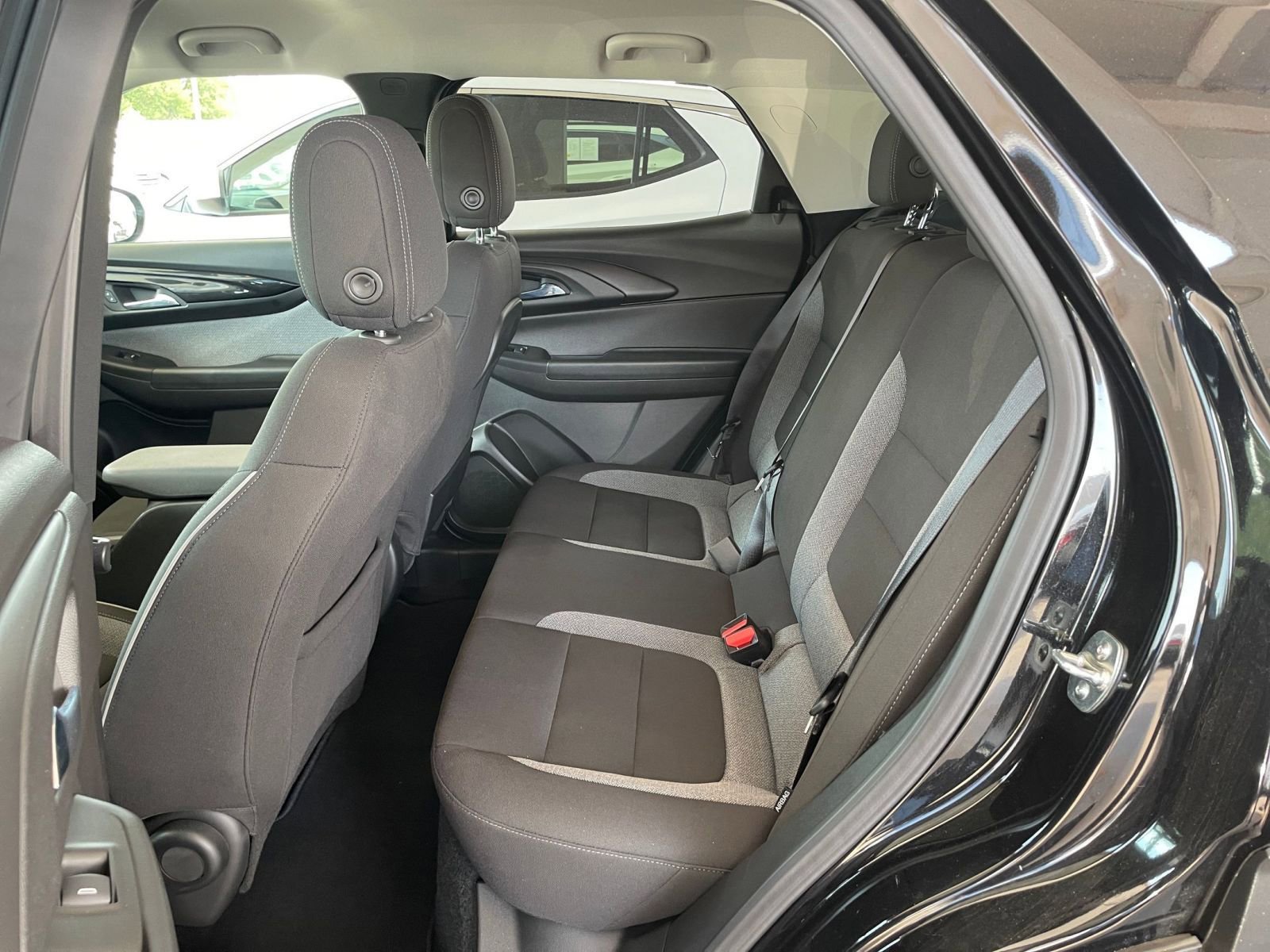 Thumbnail: 2025 Chevrolet TrailBlazer - 23