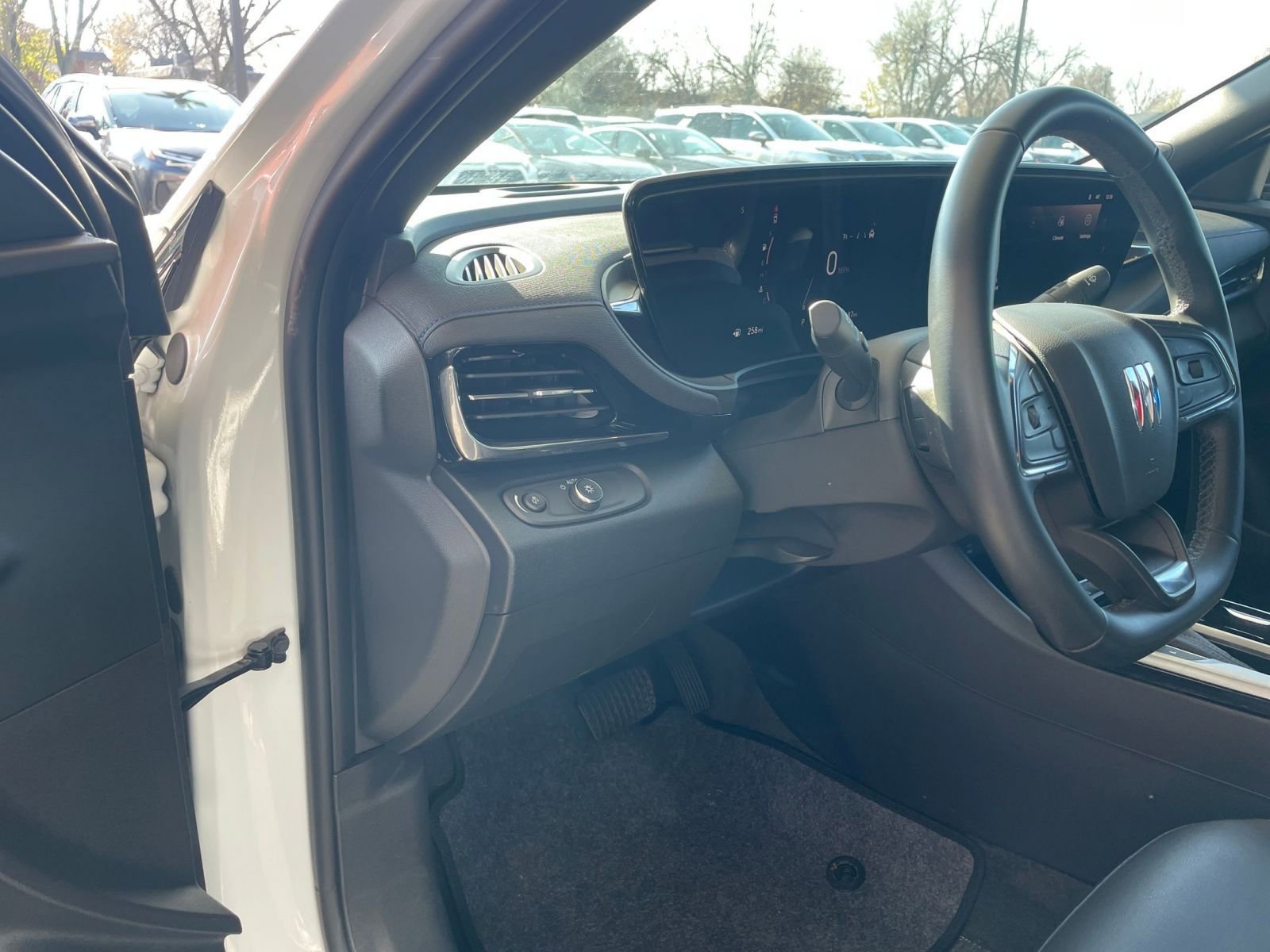 Thumbnail: 2025 Buick Envista - 32