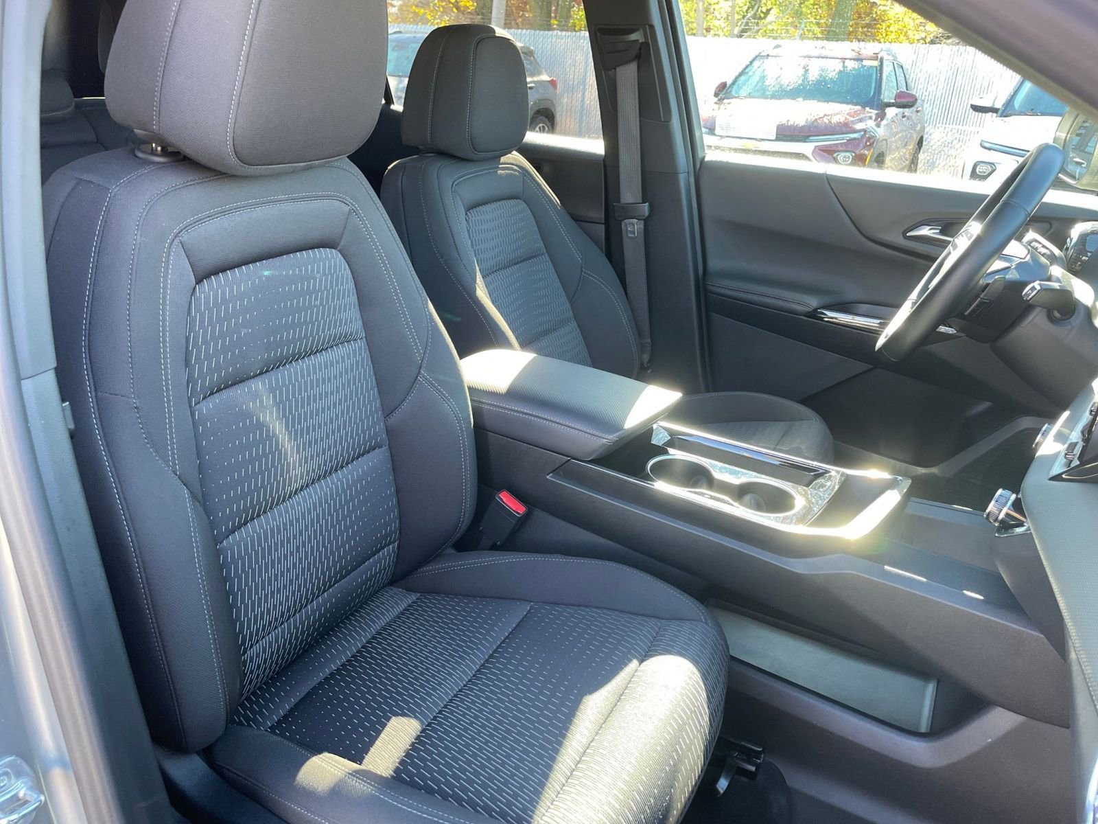 Thumbnail: 2025 Chevrolet Equinox - 35