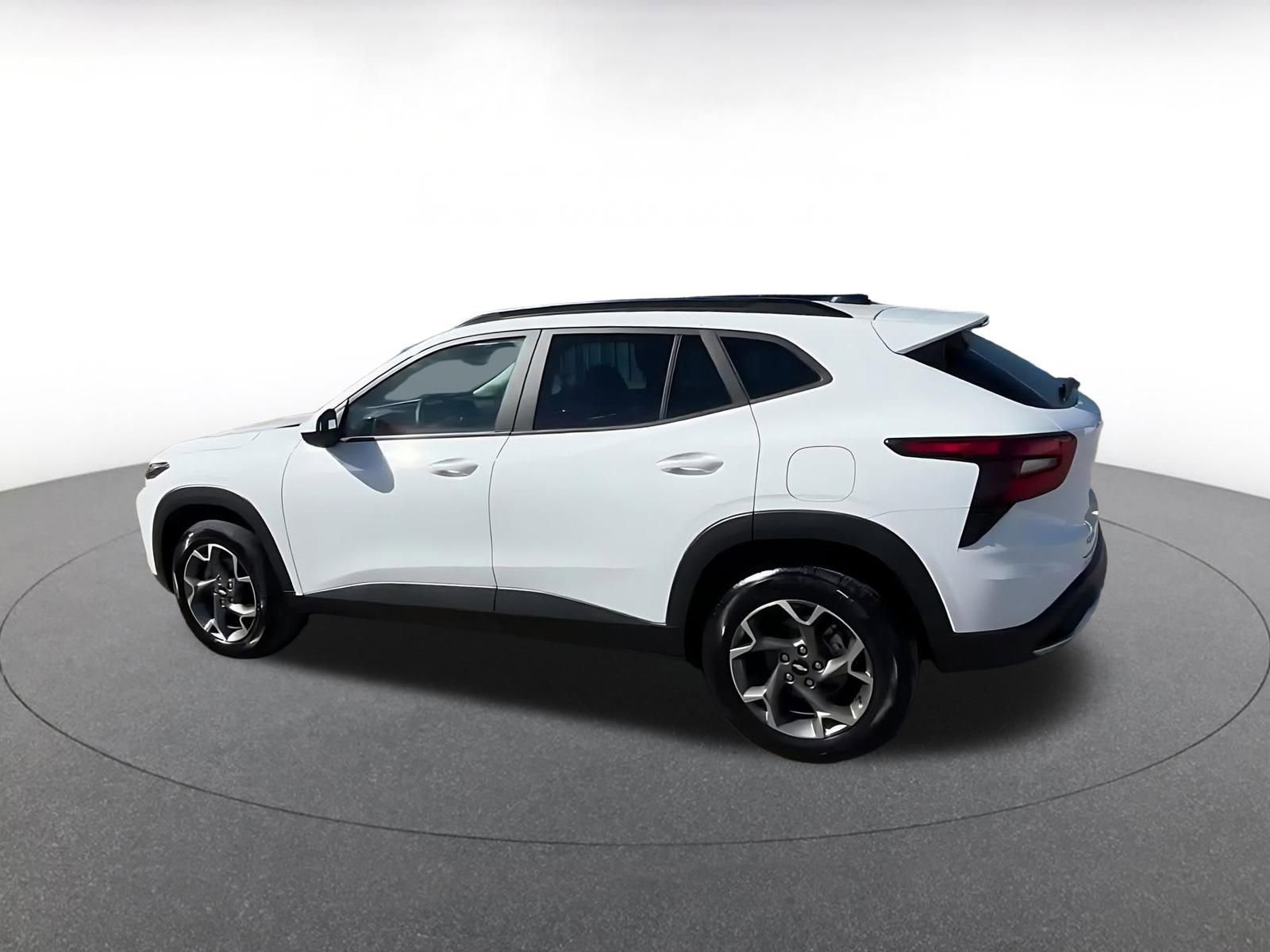 Thumbnail: 2025 Chevrolet Trax - 10