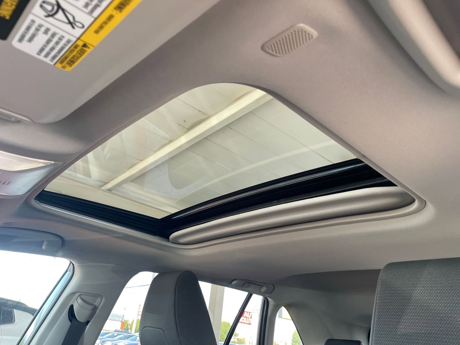 Thumbnail: 2025 Toyota RAV4 - 29